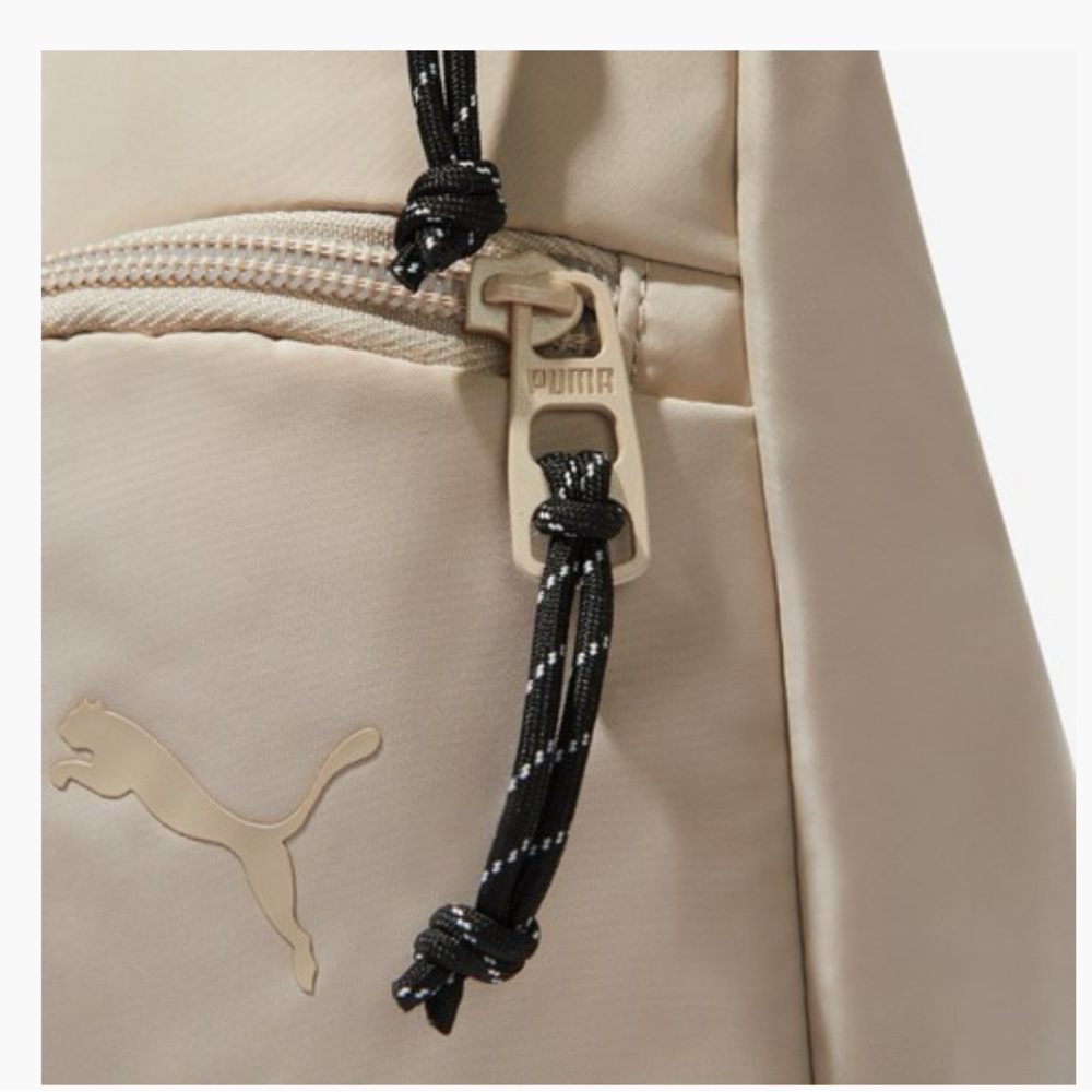 NEW! Puma myriad sling bag - Picture 4 of 7